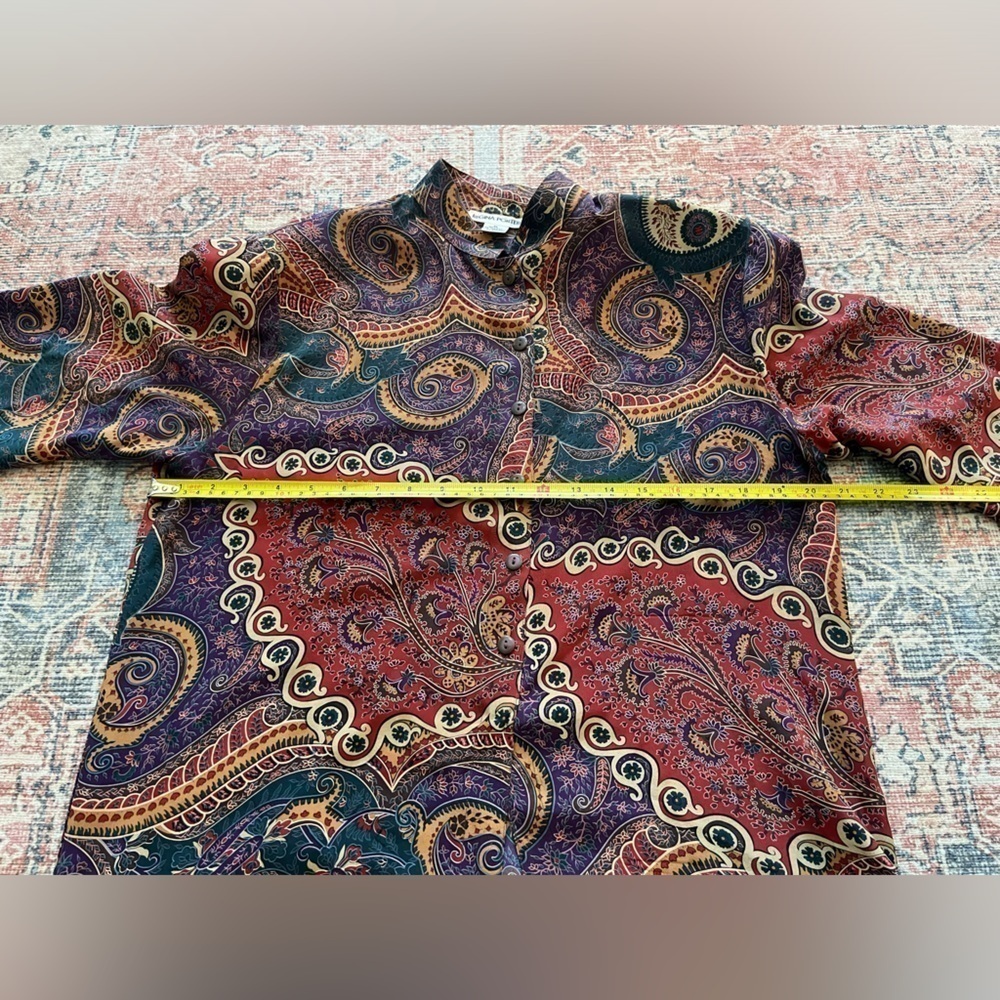 Vintage Regina Porter 100% Silk Long Sleeve Button down size Medium - Picture 7 of 7